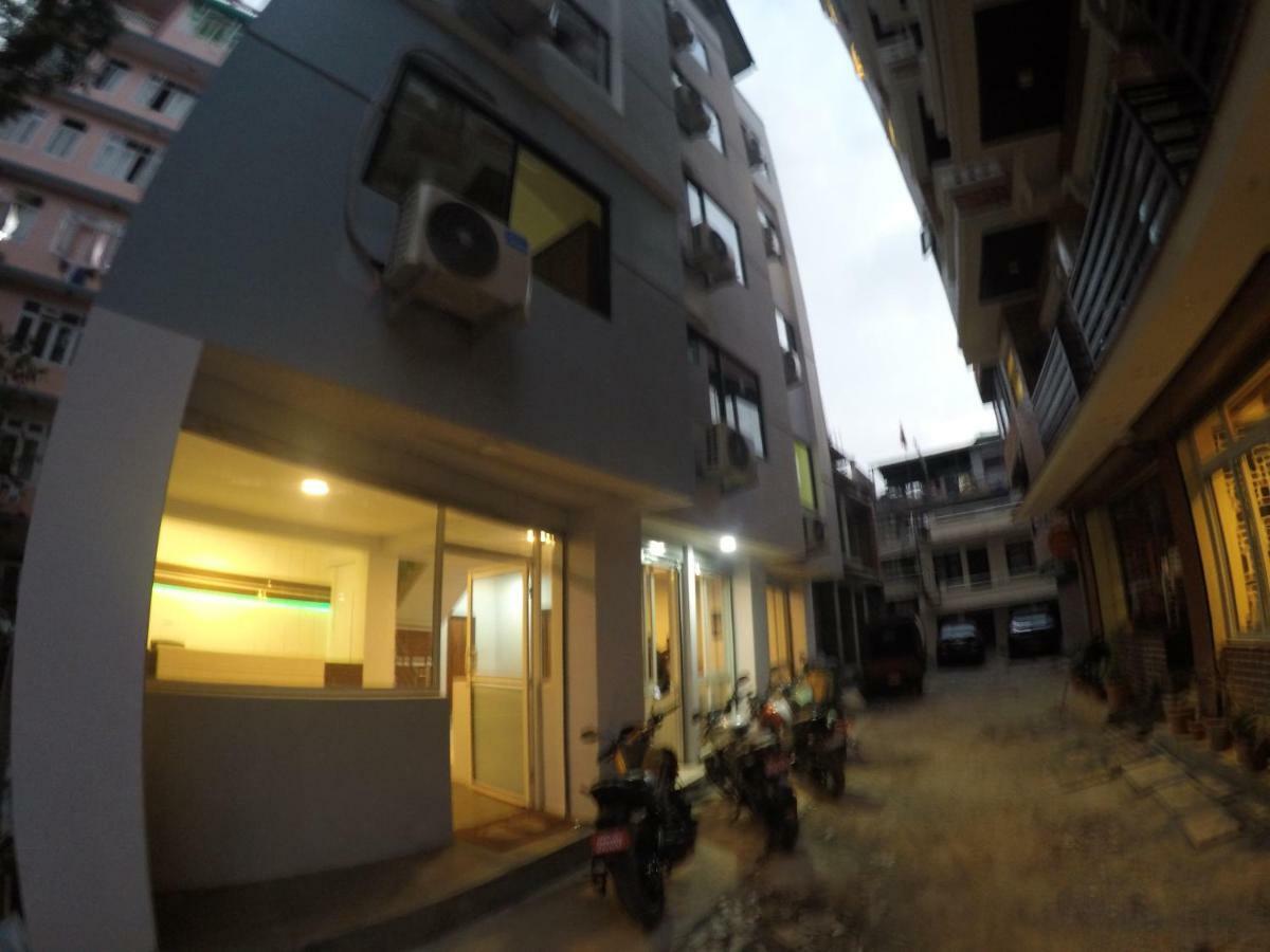 Bodhi Tree Hostel 카트만두 외부 사진